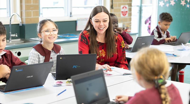 Chisholm Primary Bligh Park students and teacher in class