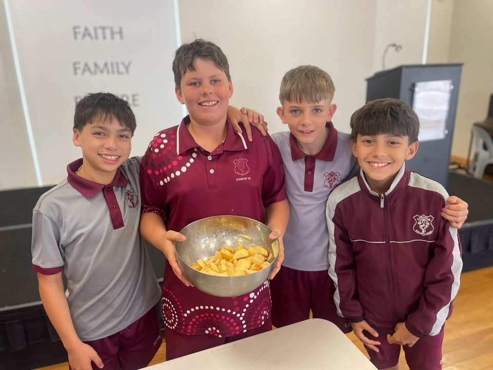 627438719387372_1435461095251793-1