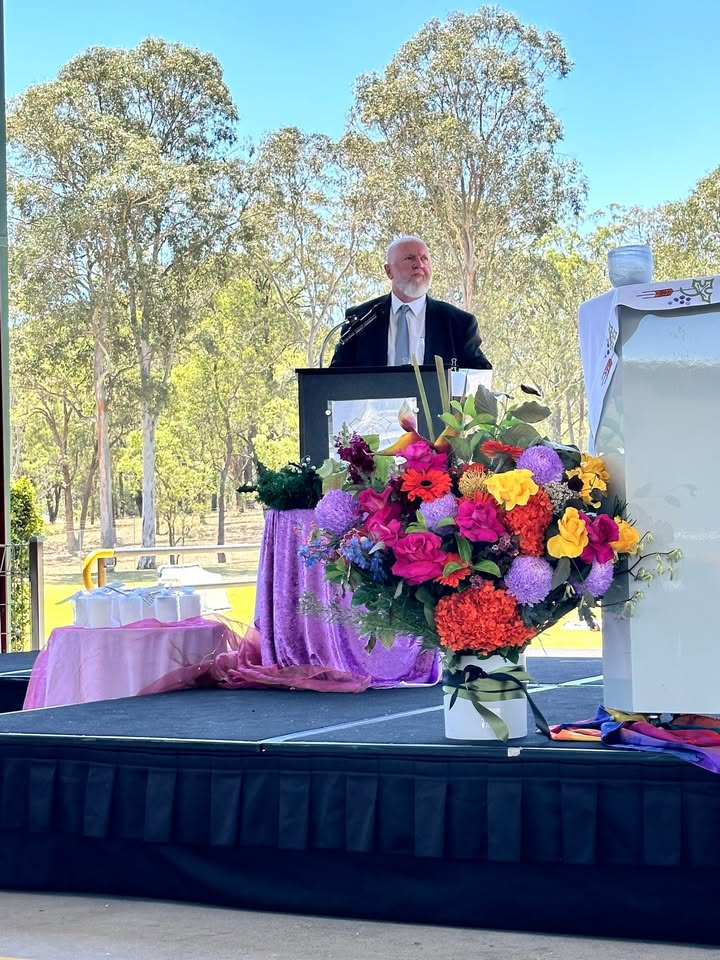 627438719387372_1453944913403411-1