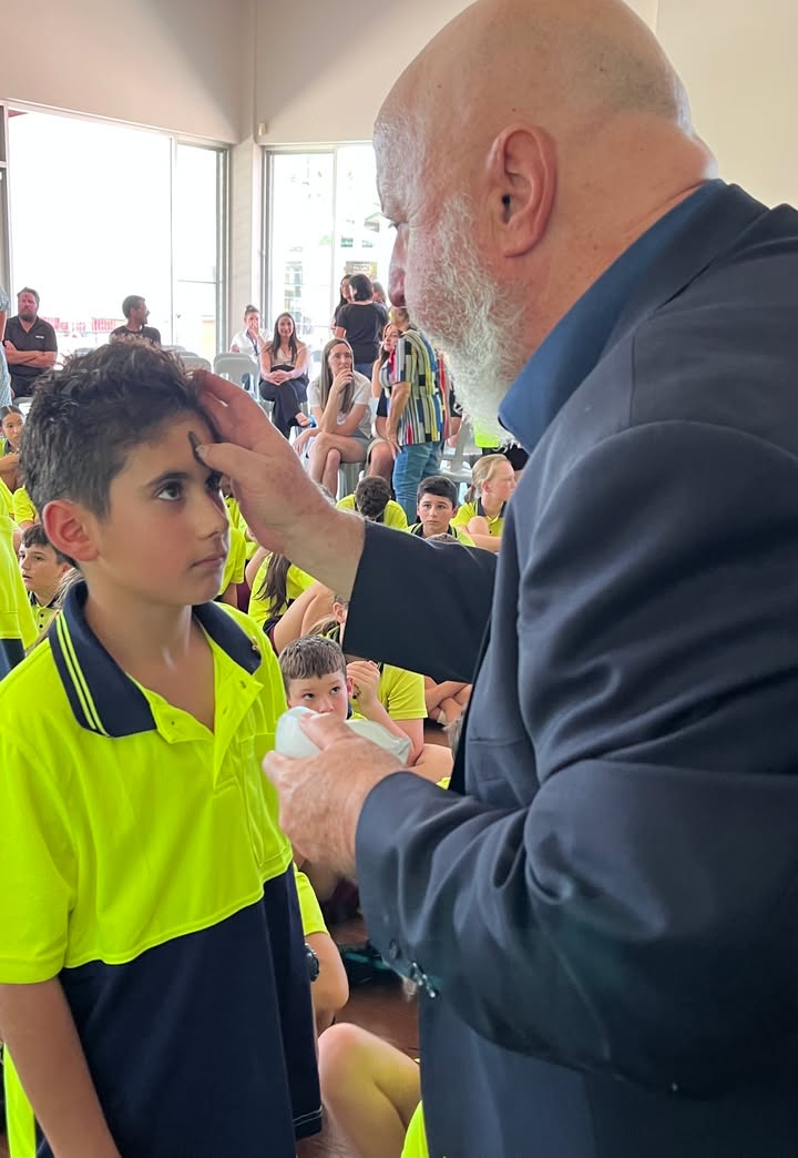 627438719387372_1517916383672930-1