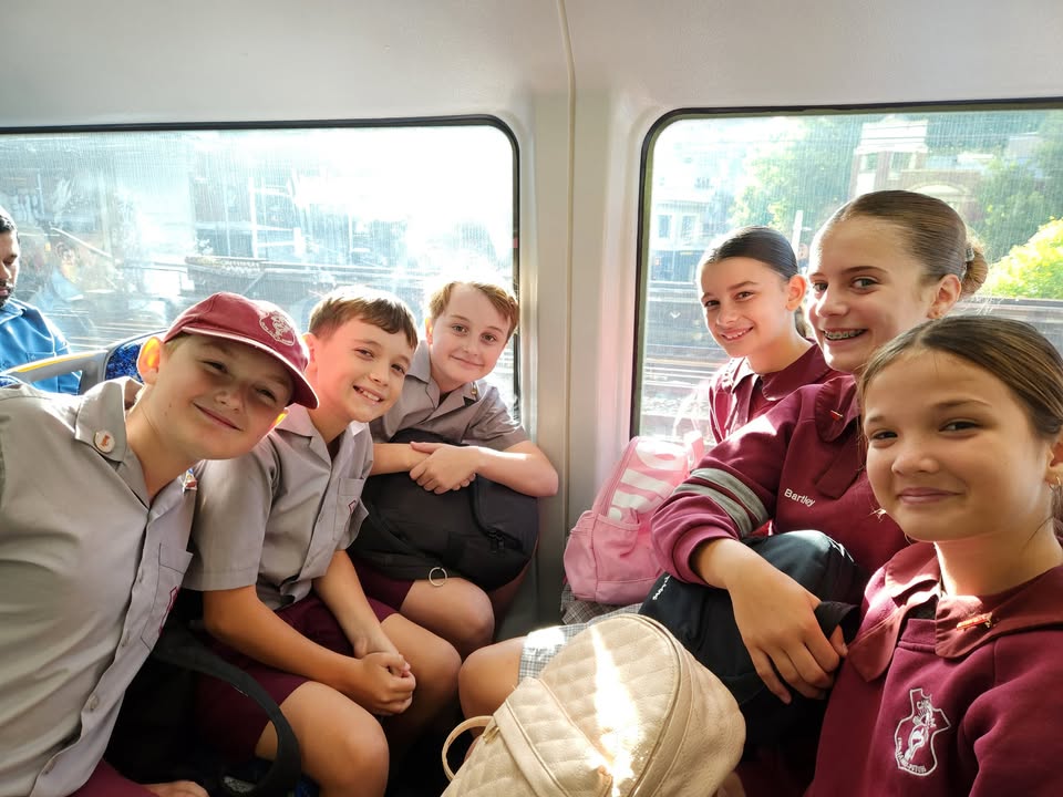 627438719387372_1549312113866690-1